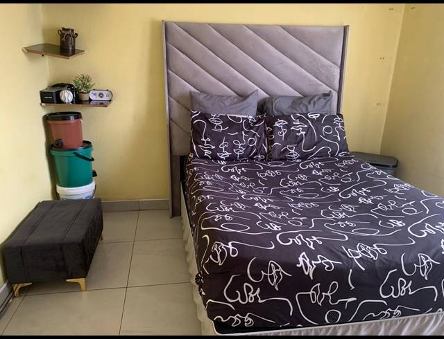 2 BEDROOM HOUSE FOR SALE IN VANDERBIJLPARK CE 3